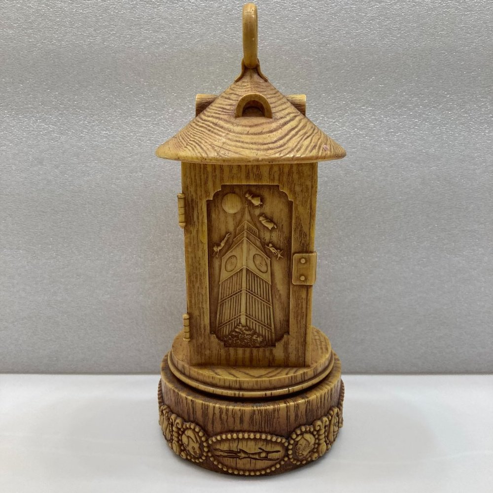 Disney Heirloom Captain Hook's box by Robert Olszewski